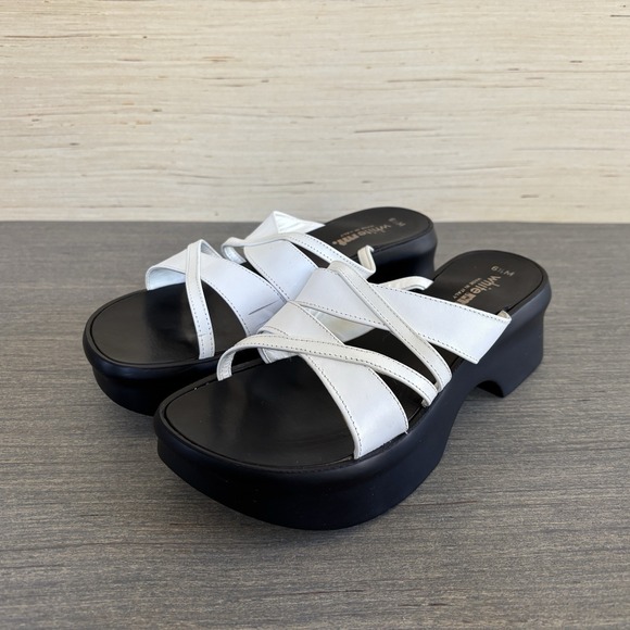 White Mt. Women's Sz 6.5 Black & White Strappy 90's Y2K Platform Wedge Sandals - Picture 1 of 14
